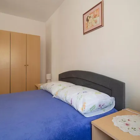 Apartman Ema Gornji Karin Exterior photo