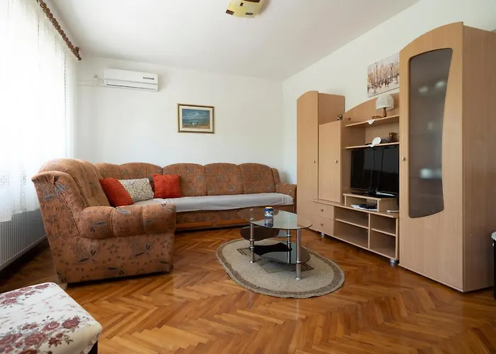 Apartman Ema
